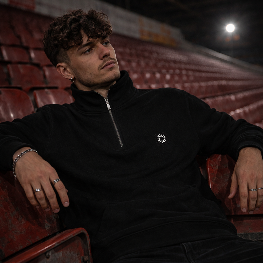 Essential 1/4 Zip Sweatshirt - Black